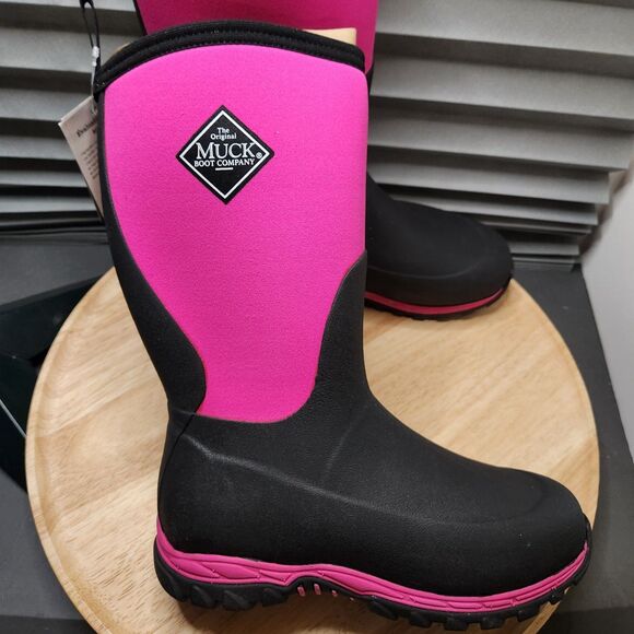 Muck Boot Rugged II Kids Boots – Size 7 – Fleece Lined – Cold Weather - Picture 6 of 10